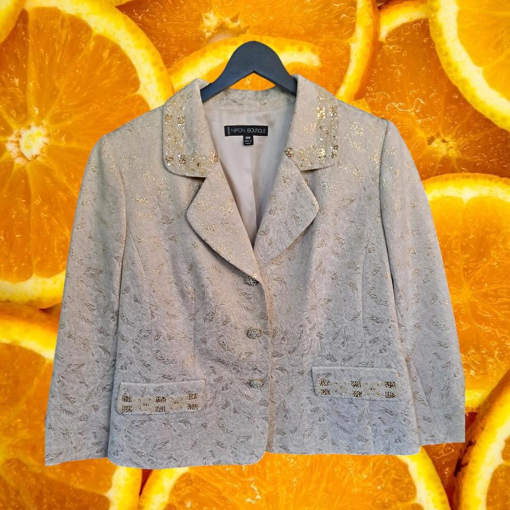 Nipon Boutique White With Gold Trim and‎ Beadwork Blazer Size 18W